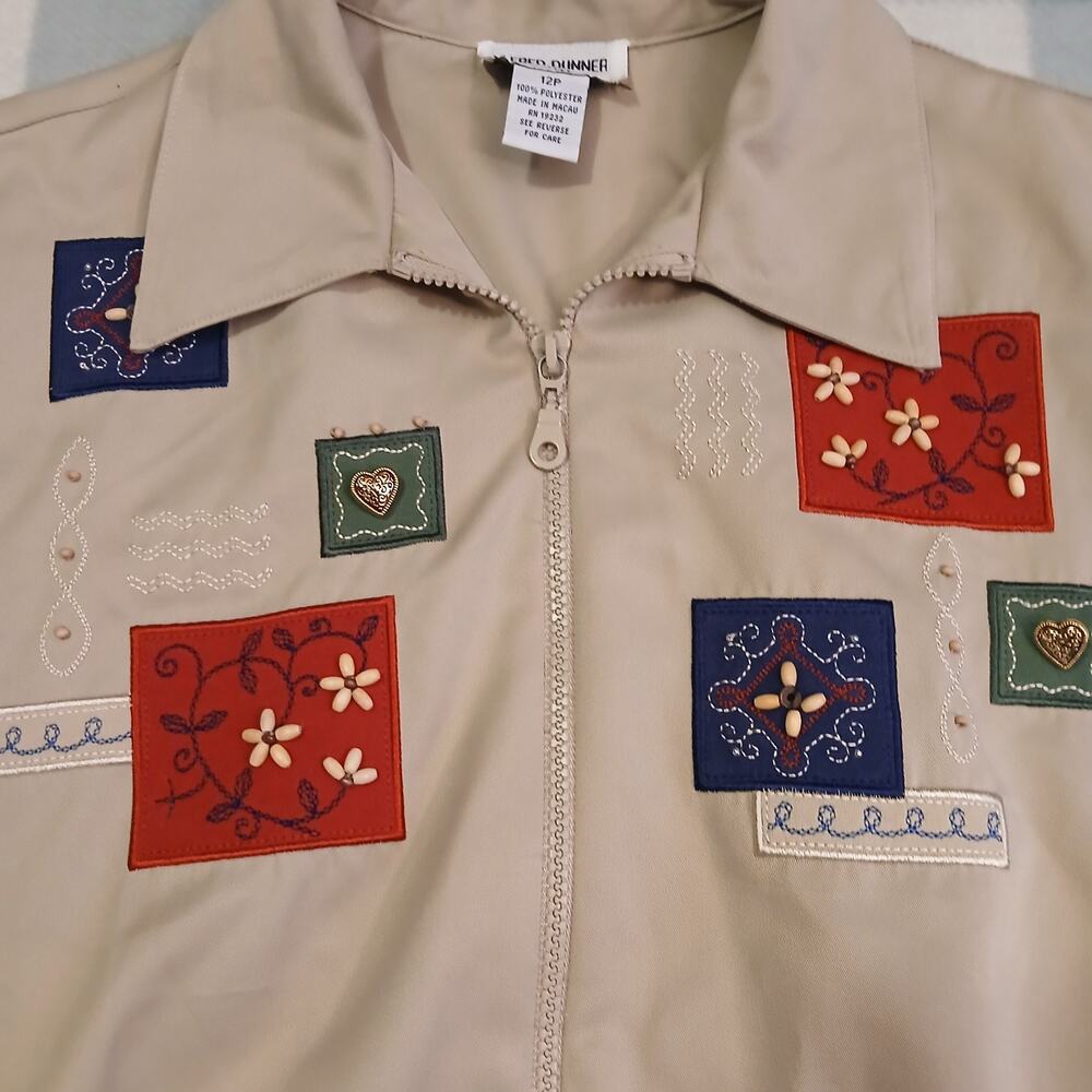 Women's Alfred Dunner Size 12p Full Zipper Jacket lightweight Embroidered